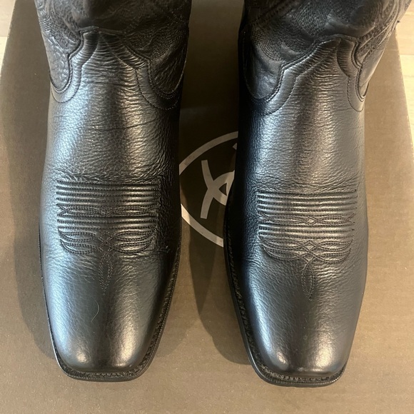 Ariat Bench Made- Black Bison Leather Boots - Picture 7 of 10